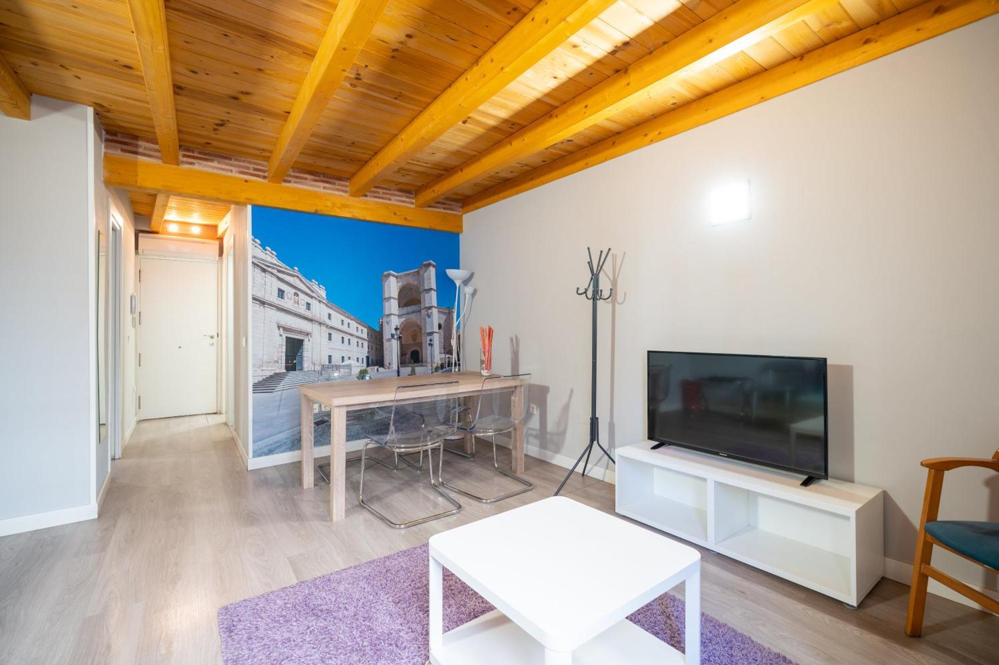 Apartamentos Go - Leopoldo Cano Center Valladolid Exterior photo